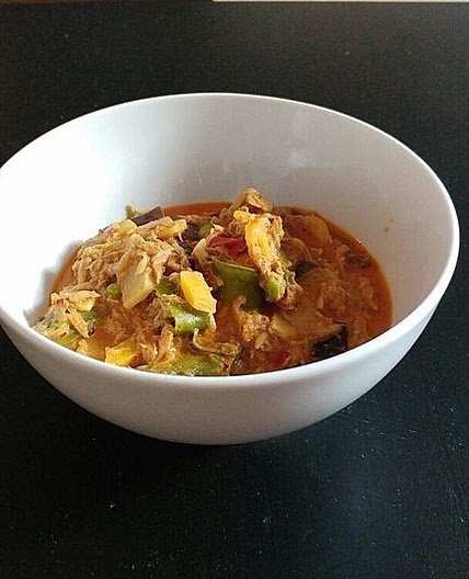 Asiatische Thunfisch-Curry-Kokos-Pfanne