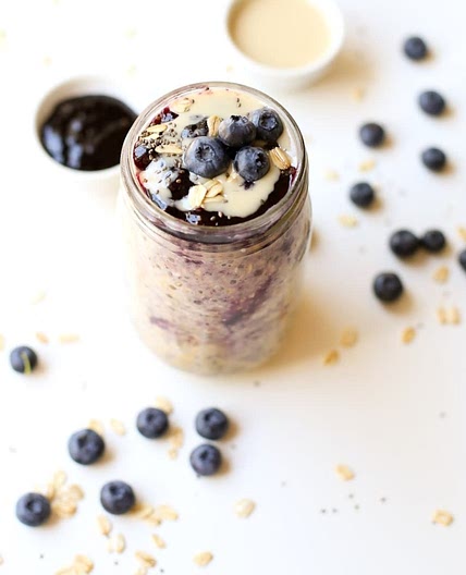 Blueberry Muffin Overnight Oats