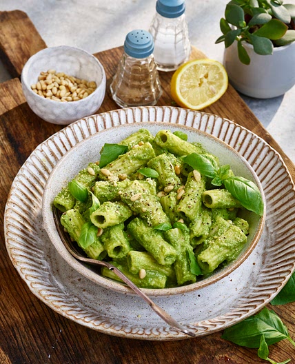 Creamy Broccoli Rigatoni Pasta - Avant-Garde Vegan