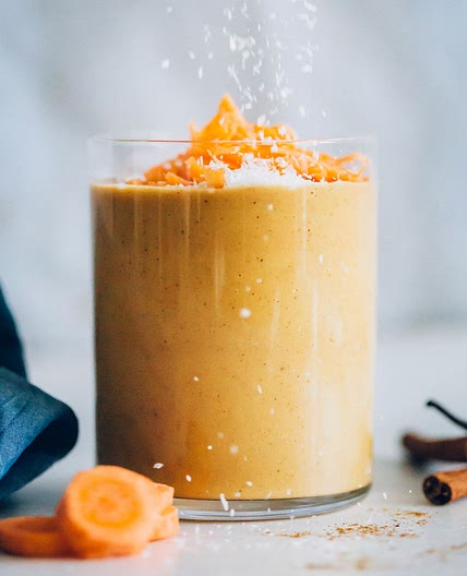 Creamy Carrot Cake Smoothie