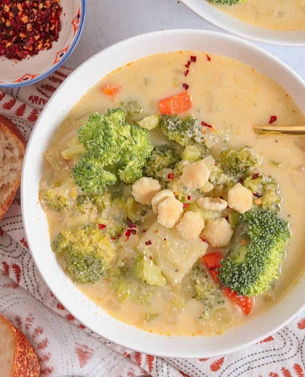 Dairy-Free Cheesy Broccoli Potato Soup {Vegan, Whole30, Paleo}