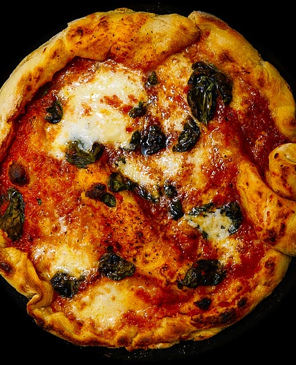 HOME OVEN NEAPOLITANish PIZZA