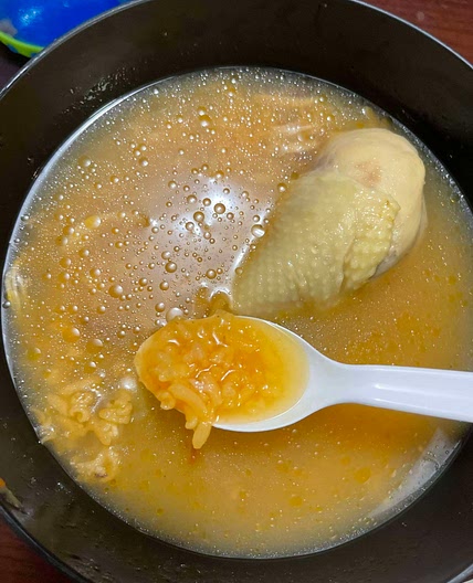 Caldo de pollo