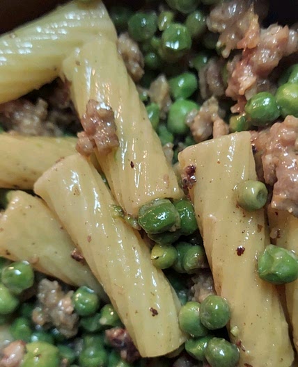Pasta with Peas and Sausage