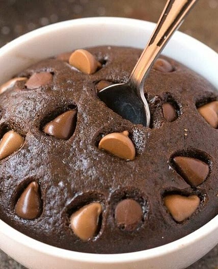 4 Ingredient Flourless Chocolate Cake