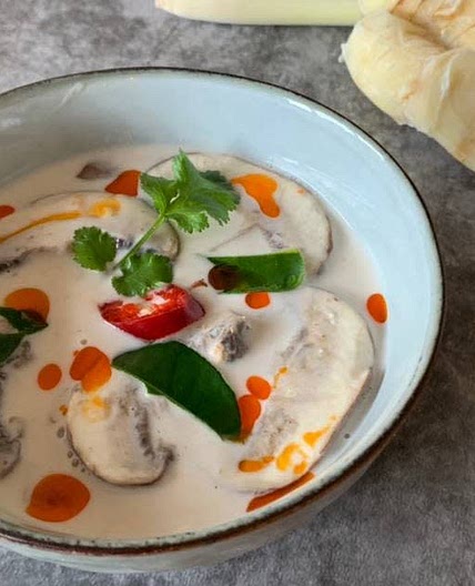 Vermicelli Tempeh Tom Kha Soup