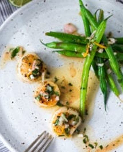 Pan Seared Scallops with Citrus Sauce