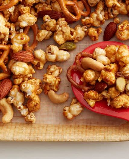 Slow-Cooker Caramel Corn