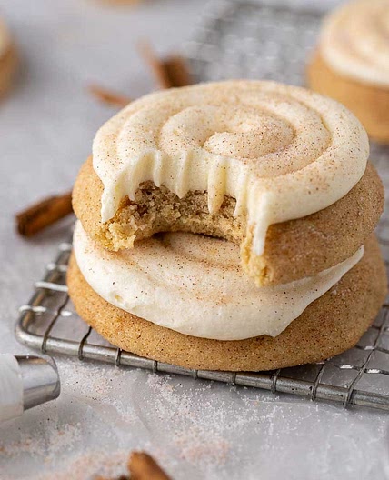 Crumbl 🙀 Snickerdoodle Cupcake Cookies