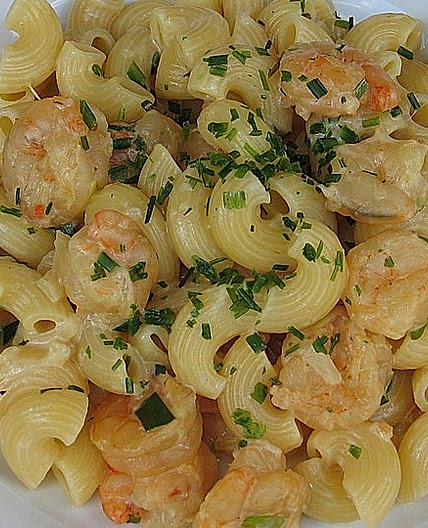 Nudeln in Krabben - Frühlingszwiebel - Sauce