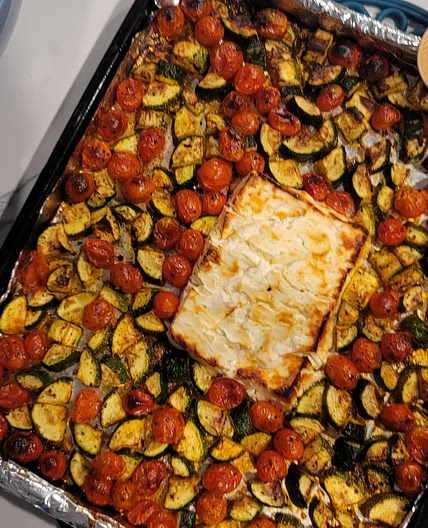 Tomato/veggie feta pasta
