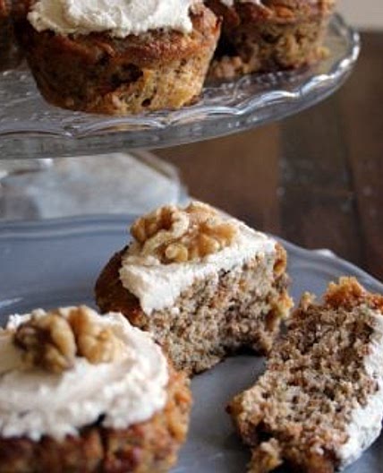 Healthy Carrot Cake Muffins