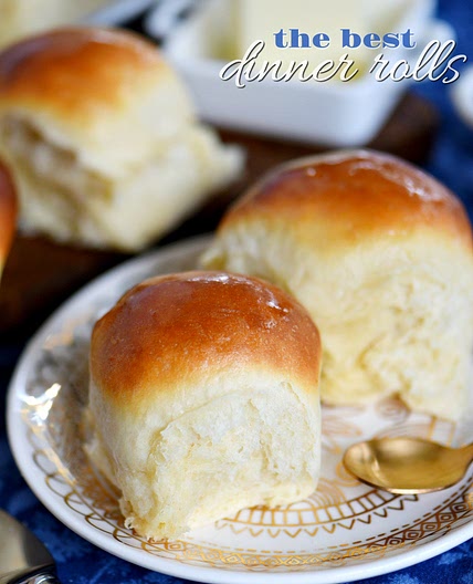 The BEST Dinner Rolls