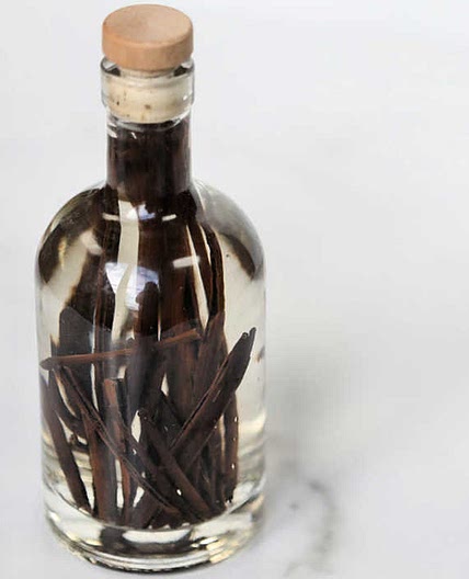 Homemade Vanilla Extract