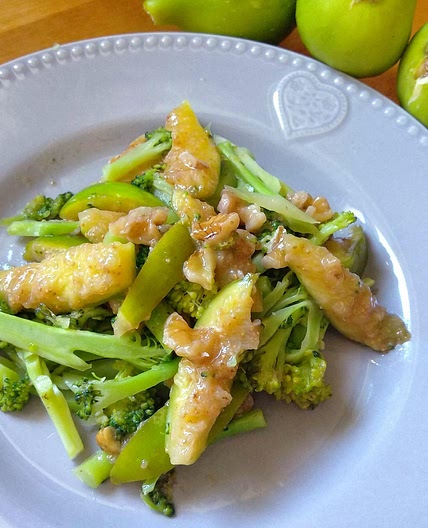 Receita de Salada de brócolis com figo