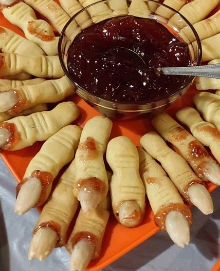 Spooky Witches' Fingers