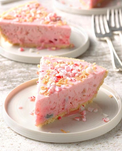 Creamy Coconut Peppermint Pie