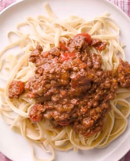 Tastemade lentil tomato pesto pasta