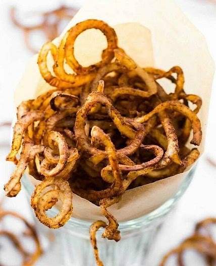 Healthy Oil-Free Baked Curly Fries