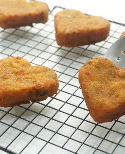 Potato Cutlets (Aloo Tikki)