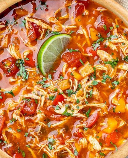 LEAN & GREEN CROCK POT CHICKEN TACO SOUP