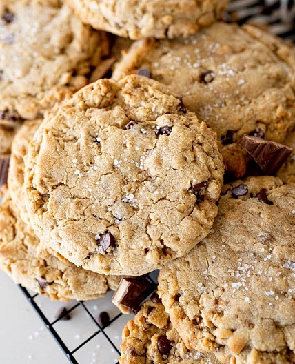 Crumbl Copycat Mom's Recipe Cookies