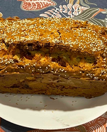 Bôla de carne e queijo