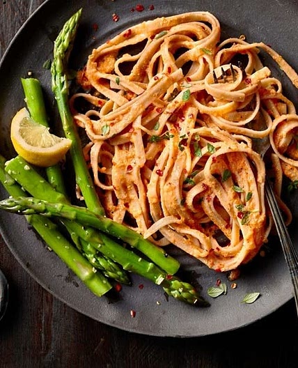 Pasta with Creamy Sauce