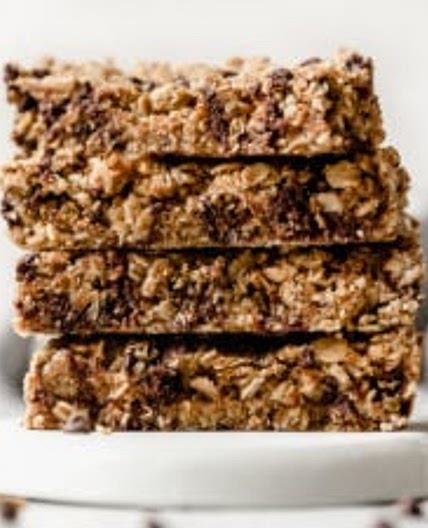 5-Ingredient Peanut Butter Granola Bars