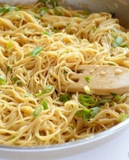 Quick & Easy Garlic Noodles