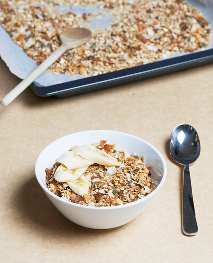 Puffed Quinoa Granola