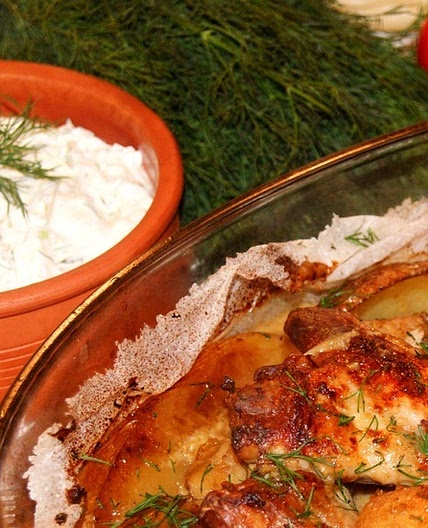 Тзадзики к любому блюду из мяса, птицы, со свежим хлебушком, картофелем и питой