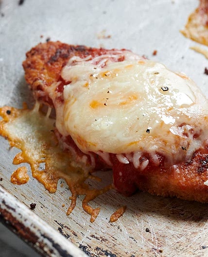 3-Ingredient Sheet Pan Chicken Marinara