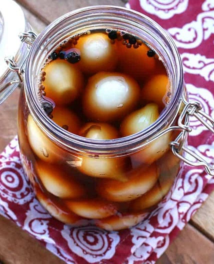 English Pickled Onions (Pub Style)