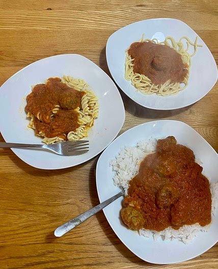 Meatballs with rice, spegettie and pasta 