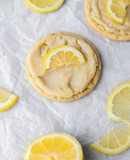 Crumbl 🙀 Lemon Glaze Cookies