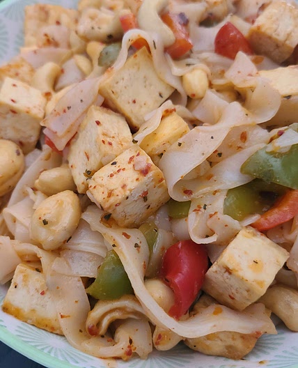 Basil Cashew and Tofu Noodle Stirfry