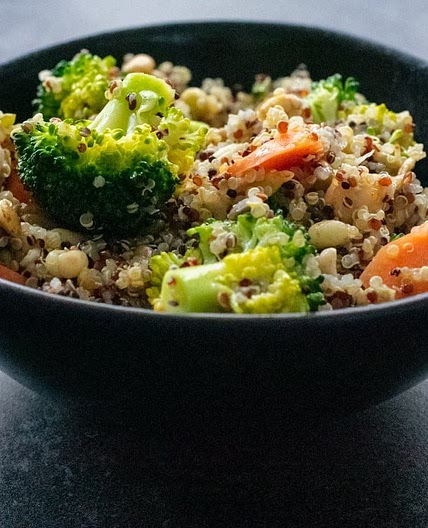 Citrus quinoa with broccoli and pickled carrots