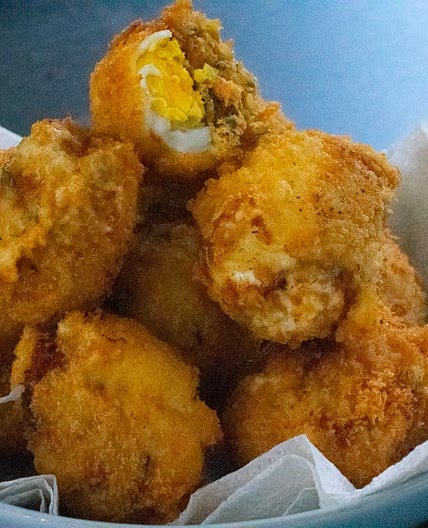 Egg and spicy fish balls