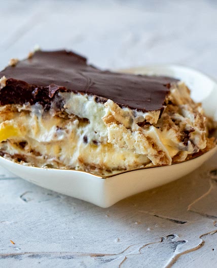 Chocolate Eclair