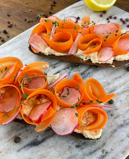Hummus and Carrot Toast