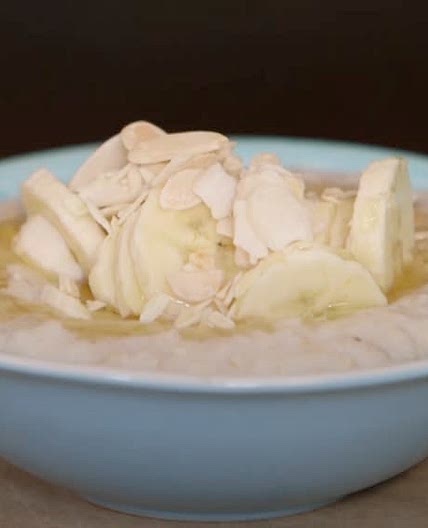 Banana and honey porridge