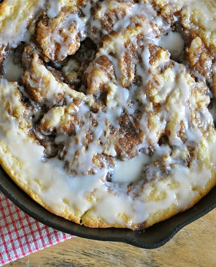 Brown Butter Cinnamon Bun Skillet
