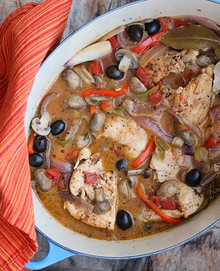 Easy Boneless Chicken Cacciatore