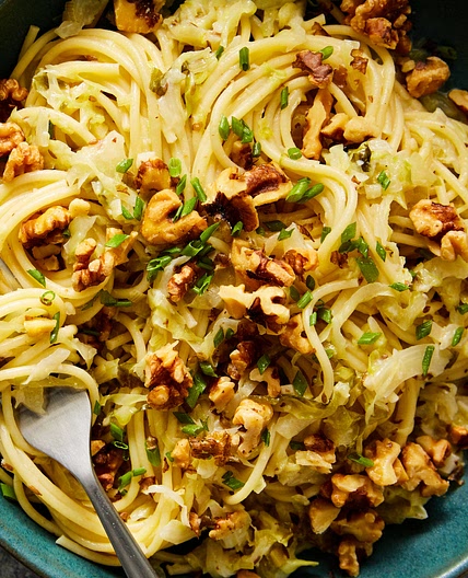 Cabbage spaghetti and walnuts