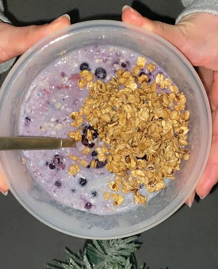 Blueberry Protein Overnight Oats