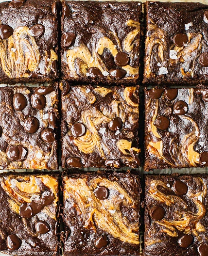Flourless Banana Brownies {6 Ingredients}