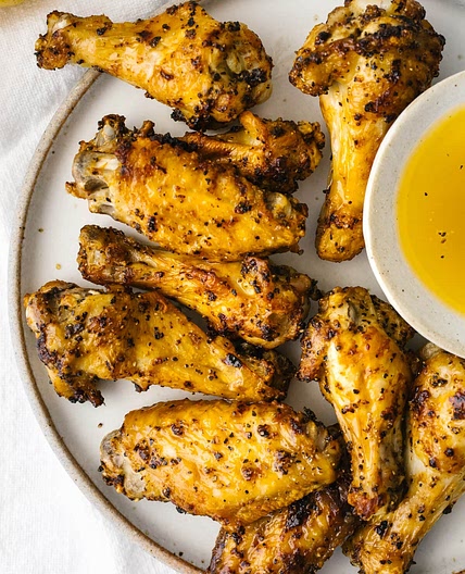 Air Fryer Chicken Wings (Lemon Pepper)