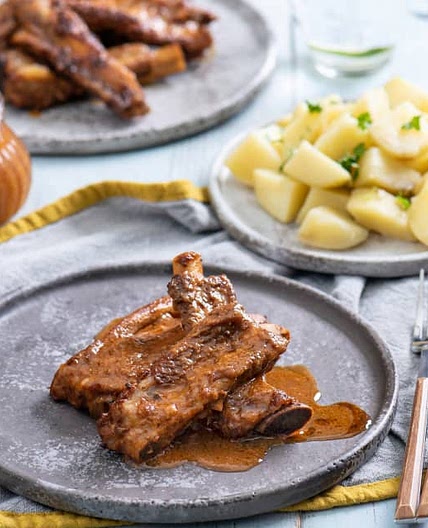 Slow cooked ribs in smoked paprika barbecue sauce