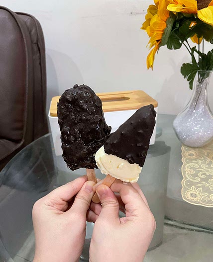Ice Cream Bar